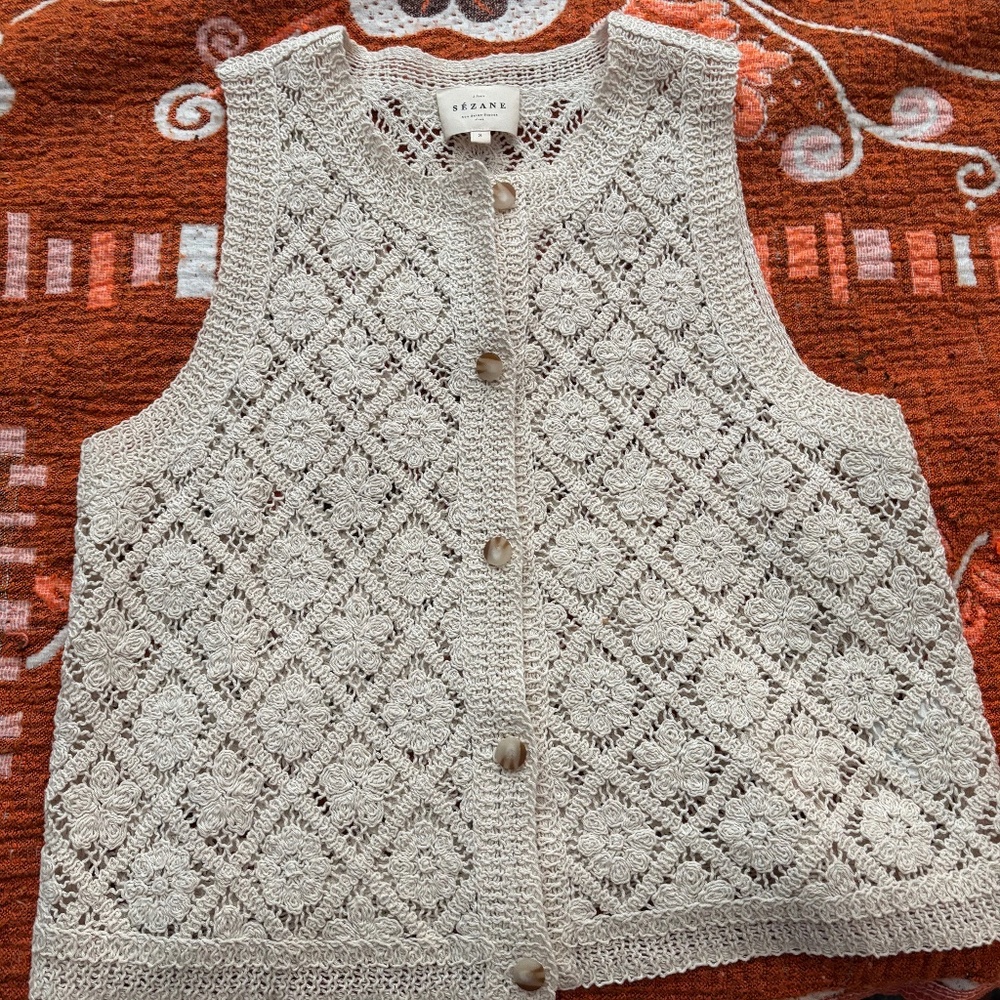 Sezane Ron Ecru top size small